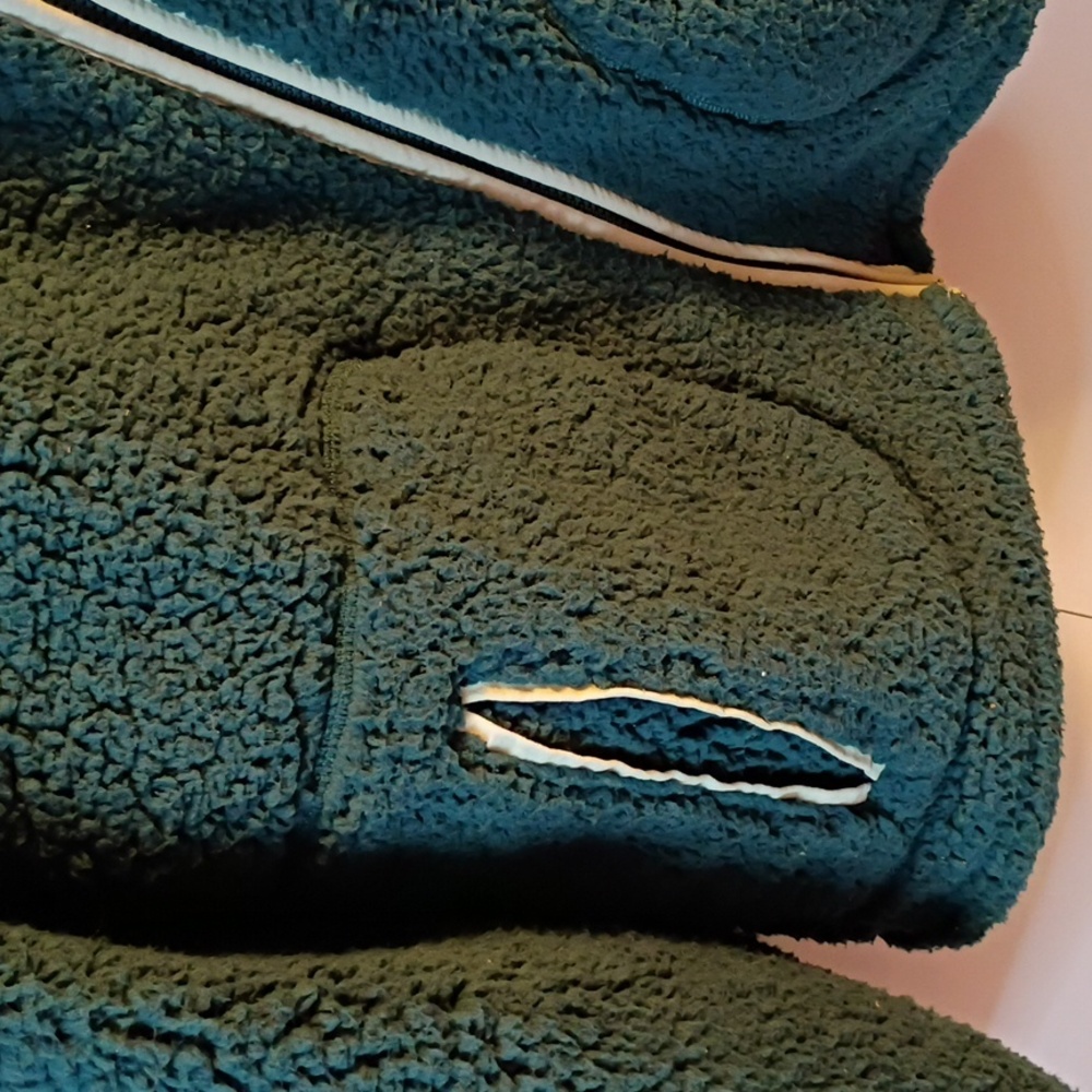 Universal Thread Oversized Sherpa Jacket - Picture 4 of 6